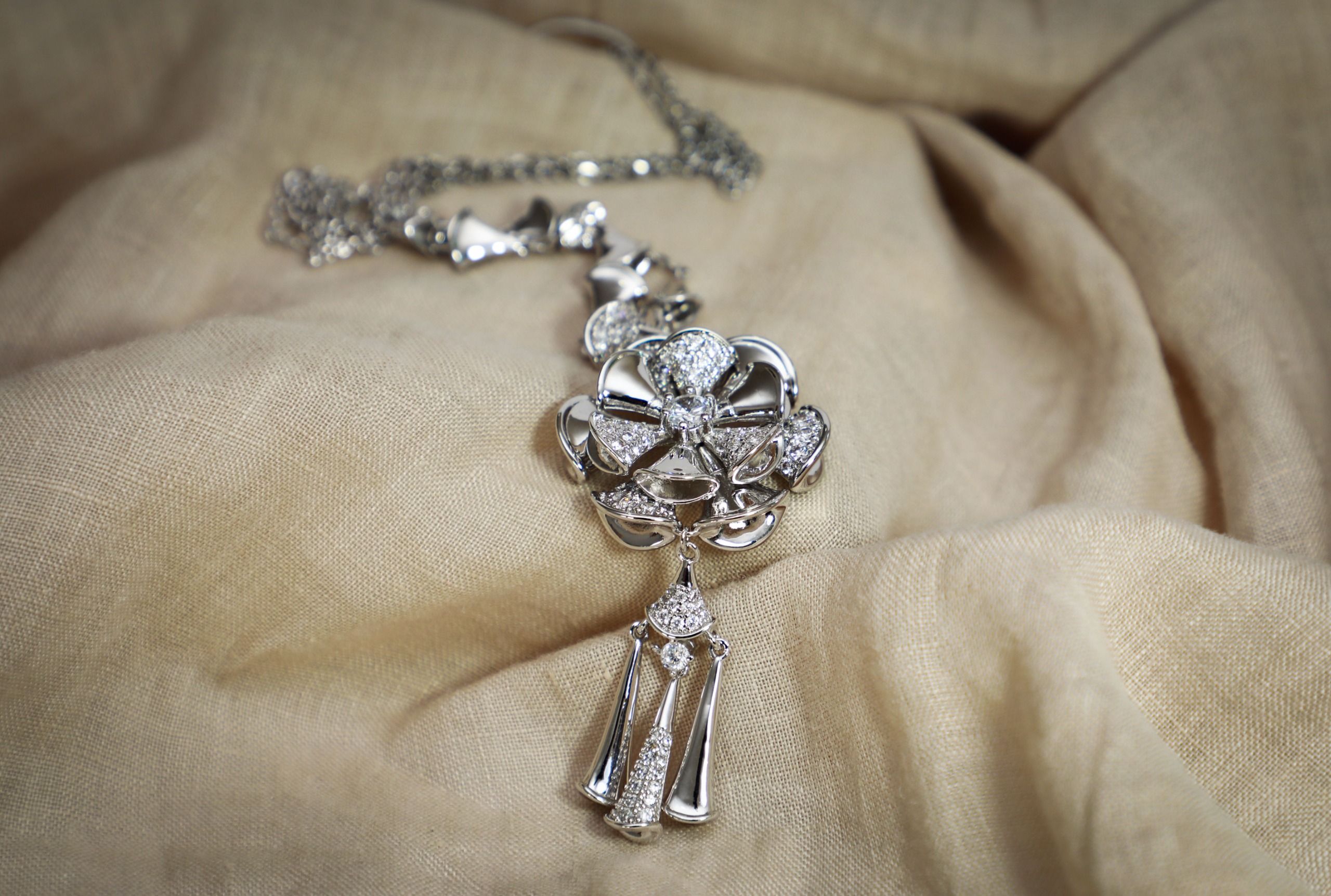 Colección de CADENAS